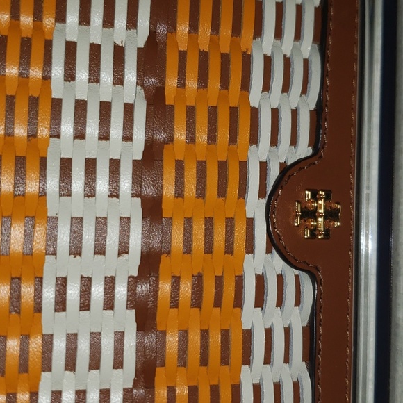 Tory Burch Emerson Woven Continental - Picture 2 of 9